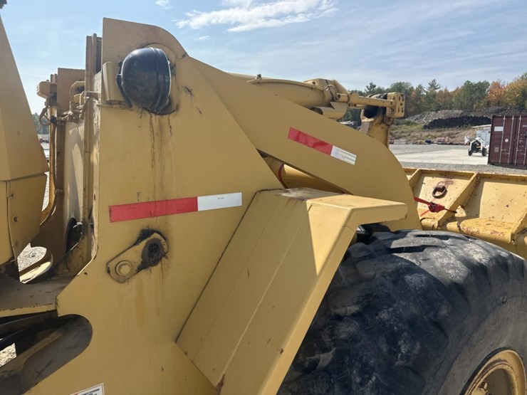 caterpillar-936-image-15