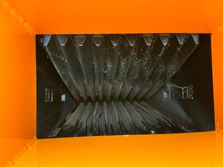 #1225-•-unused-future-ft-ssj430-tracked-crusher-image-25