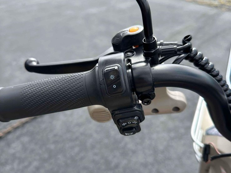 unused-irgc40-battery-powered-mini-golf-cart-image-9