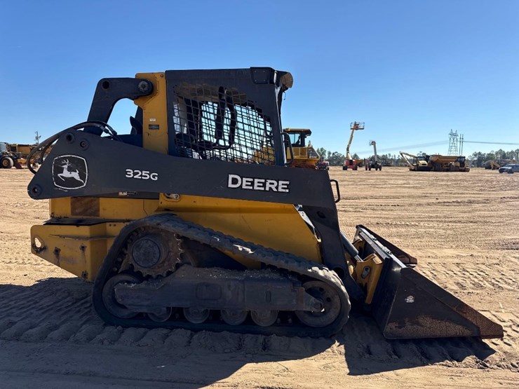 2023-deere-325g-image-5