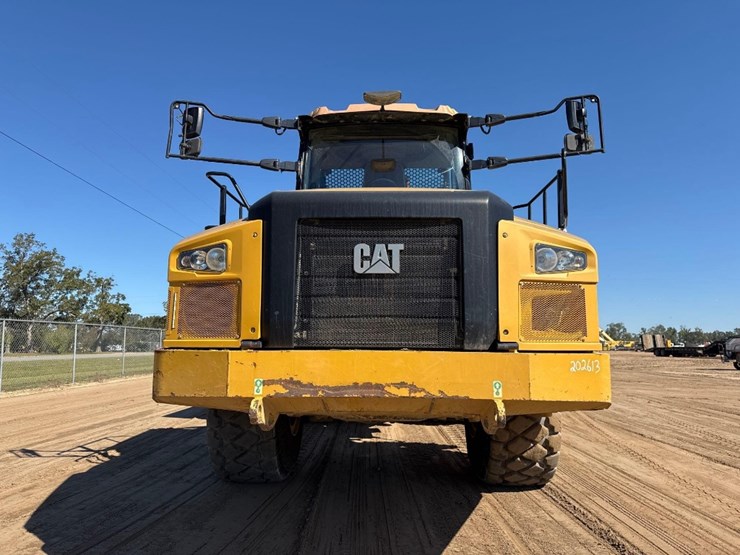 2019-caterpillar-740-gc-image-3