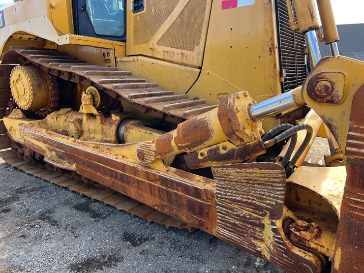 2006-caterpillar-d8t-image-19