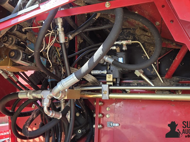 2008-case-ih-2577-image-13