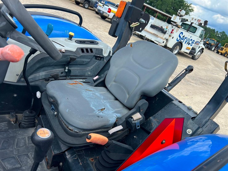 2020-new-holland-workmaster-105-image-31