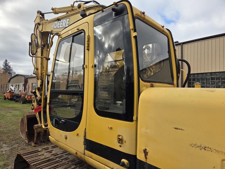 1999-john-deere-200-image-54