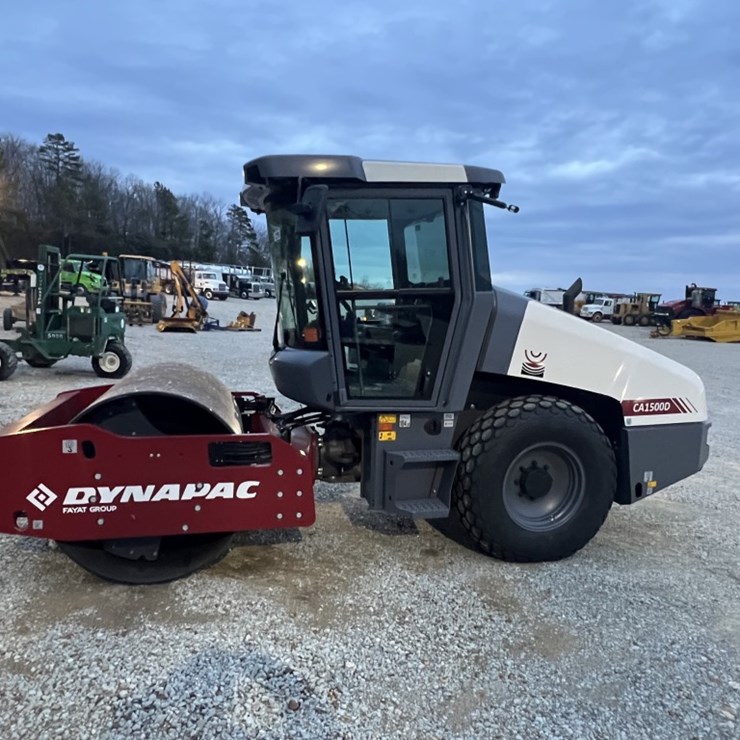 2024 DYNAPAC CA1500D