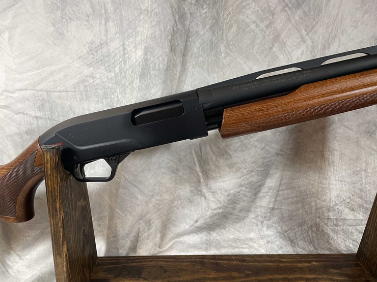 #2010-•-winchester-sxp-20-ga-pump-action-shotgun,-sn:-tr6022-046792sp-image-5