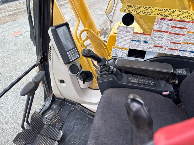 2015-kobelco-sk350-lc-9-image-15