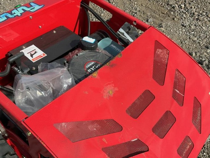 #1275-•-unused-future-ft750-lawn-mower-image-12