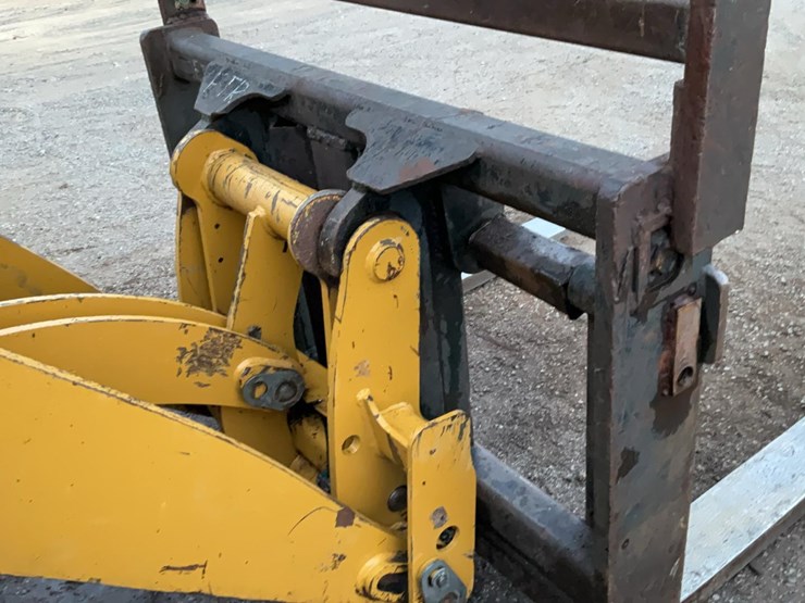 2014-caterpillar-914k-image-71