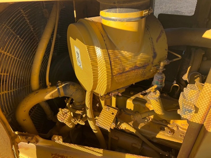 caterpillar-d6r-xl-image-25