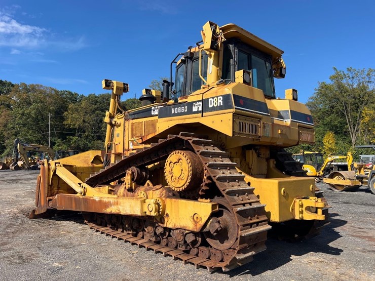2002-caterpilalr-d8r-hi-track-crawler-dozer-image-2