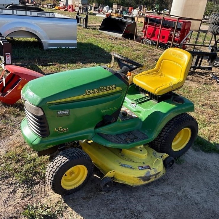 2004 JOHN DEERE LT190