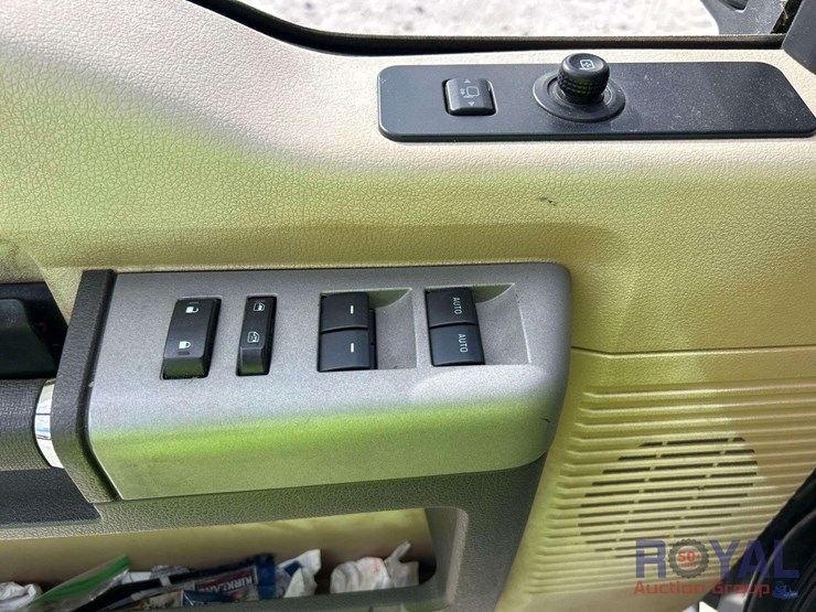 2013-ford-f450-image-12