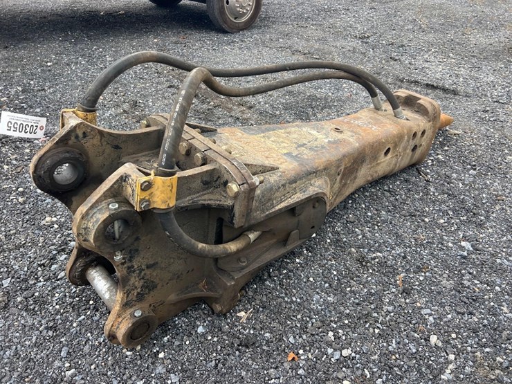 caterpillar-hyd-hammer-image-4