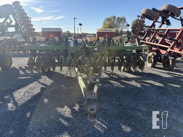 john-deere-714-image-2