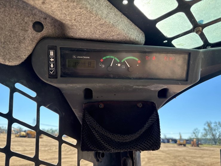 2023-deere-325g-image-24