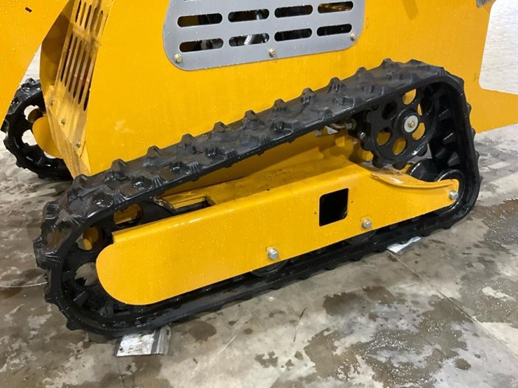 #1014-•-unused-gg385-mini-skid-steer-image-14