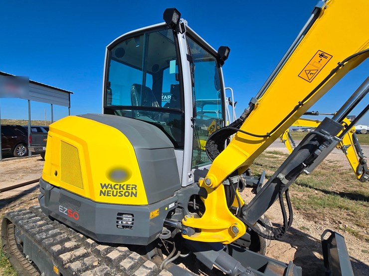 2025-wacker-neuson-ez50-zero-tail-excavator-extremely-low-hours-image-12