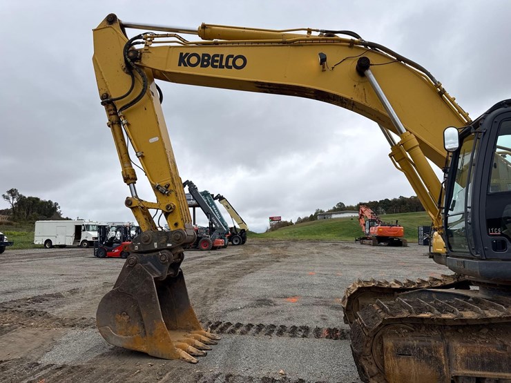 2015-kobelco-sk350-lc-9-image-7