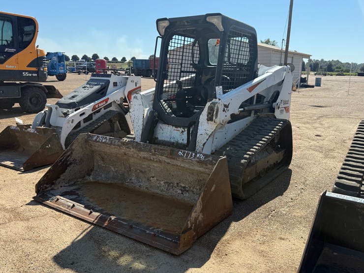 2017-bobcat-t550-image-2