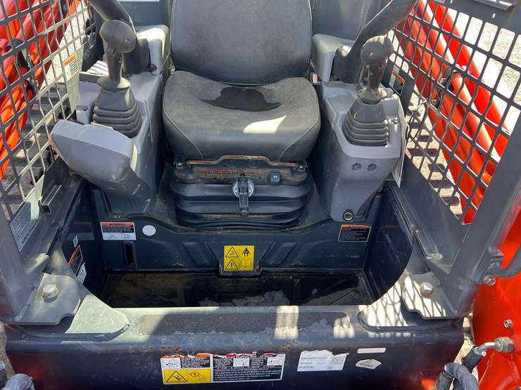 2021-kubota-svl75-2-image-13