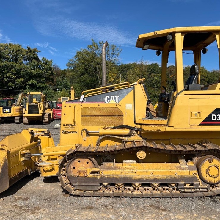 2003 CATERPILLAR D3G XL