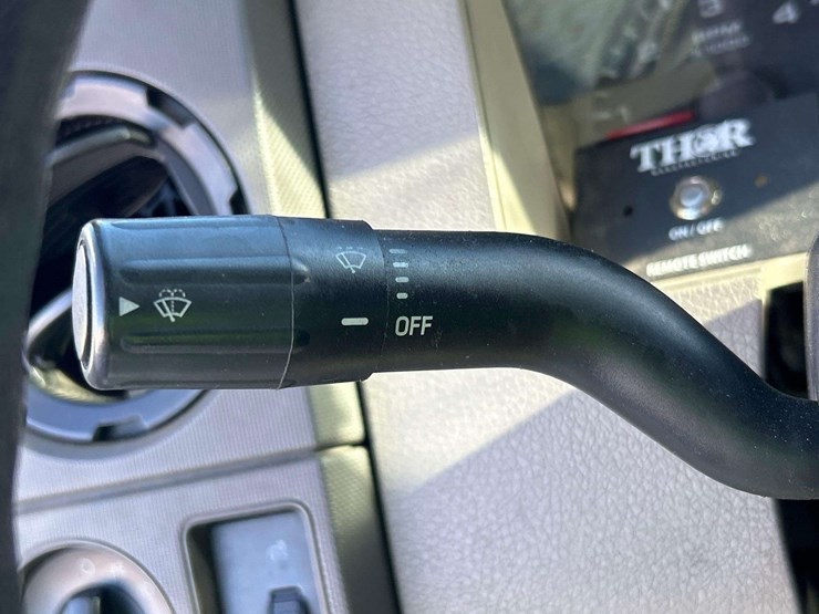 2010-ford-f450-image-16