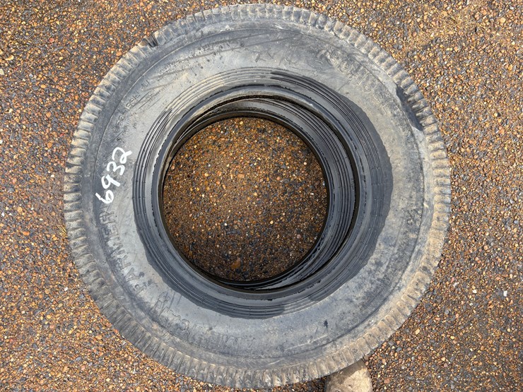 #6932-•-(2)-7.50x16-implement-tires-image-1