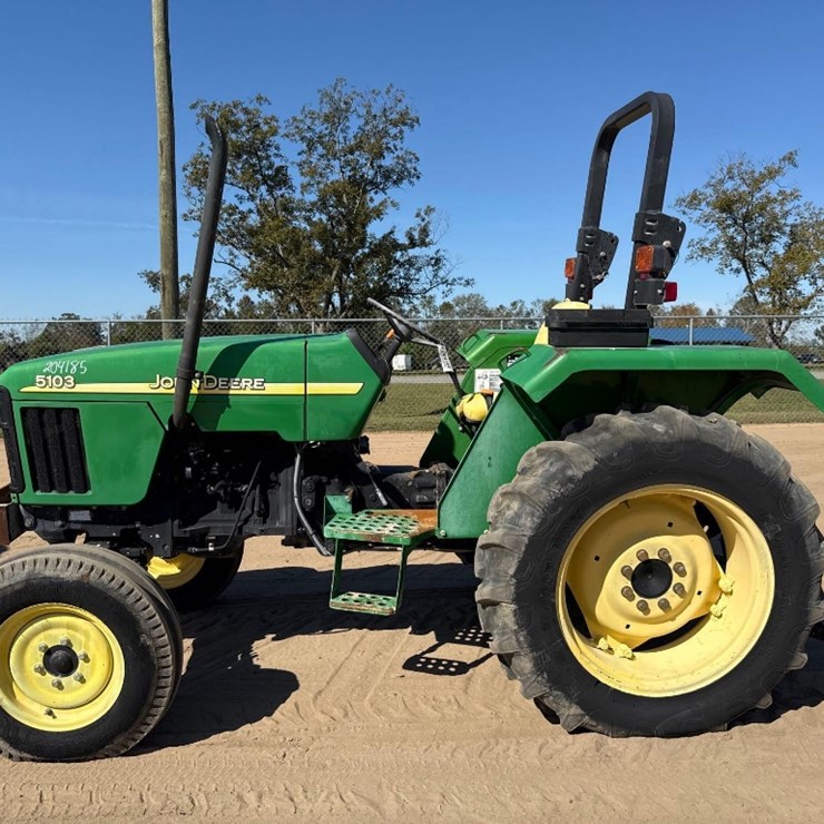 JOHN DEERE 5103