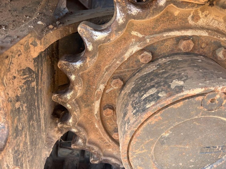 2012-bobcat-e80-image-10