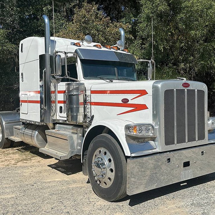 2024 PETERBILT 389