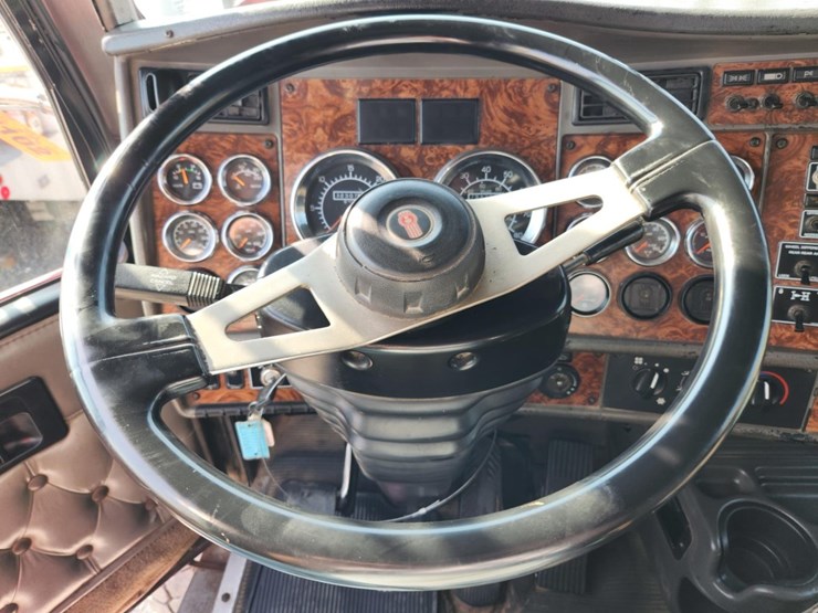 kenworth-t800-image-55