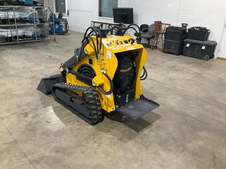 #1001-•-new-landhero-mini-skid-steer-image-4