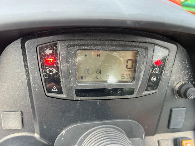 2023-kubota-lx2610suhsd-image-35