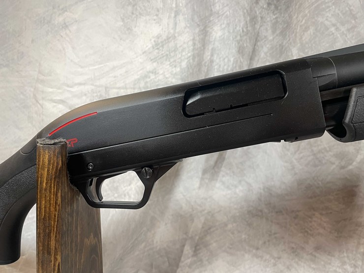 #2015-•-winchester-sxp-12-ga.-pump-action-shotgun,-sn:-tr6022-051949sp-image-19