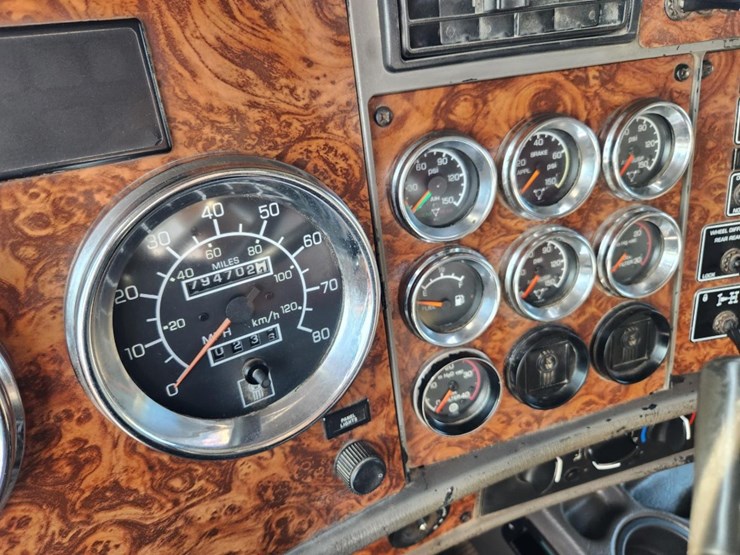 kenworth-t800-image-57