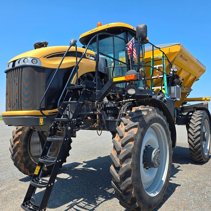 2017 AG-CHEM RG1300B