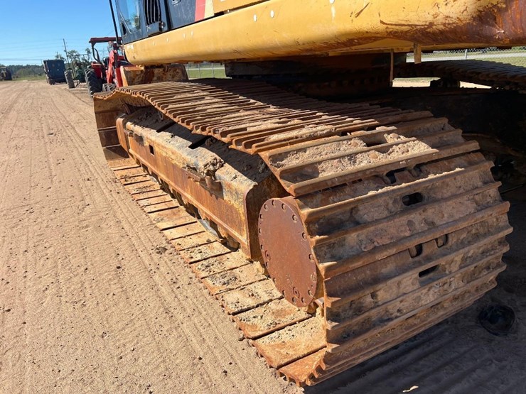 2016-caterpillar-336fl-image-29