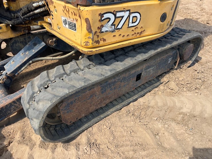 deere-27d-image-9
