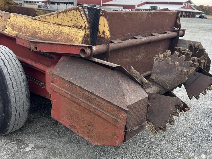 new-holland-185-image-10