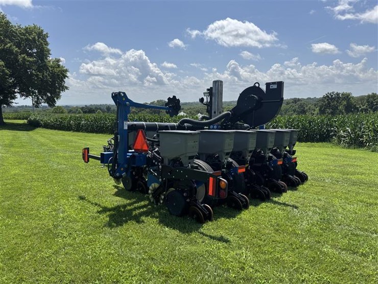 2020-kinze-3505-image-5