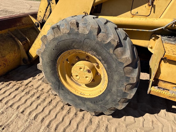 1993-caterpillar-416b-image-10