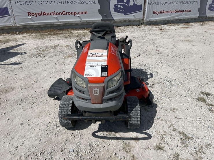 2013-husqvarna-lgt2654-image-17