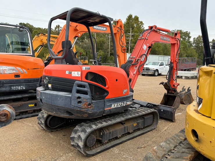 kubota-kx121-3-image-6
