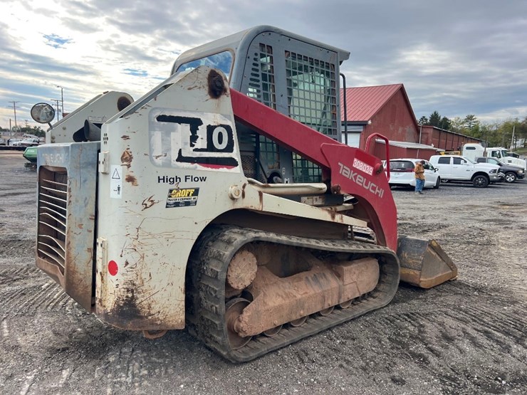 2013-takeuchi-tl10-image-3