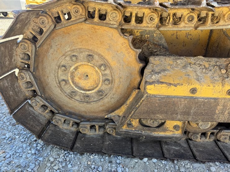 deere-450j-lt-image-13