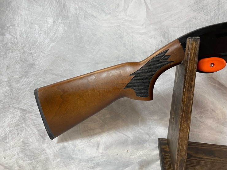 #2020-•-hatfield-410-ga.-semi-auto-shotgun,-sn:-410a22-007276-image-4