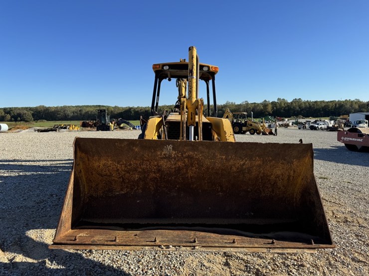 1997-deere-310e-image-2