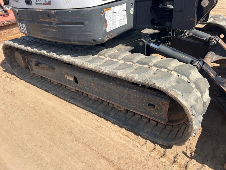 2012-bobcat-e80-image-14